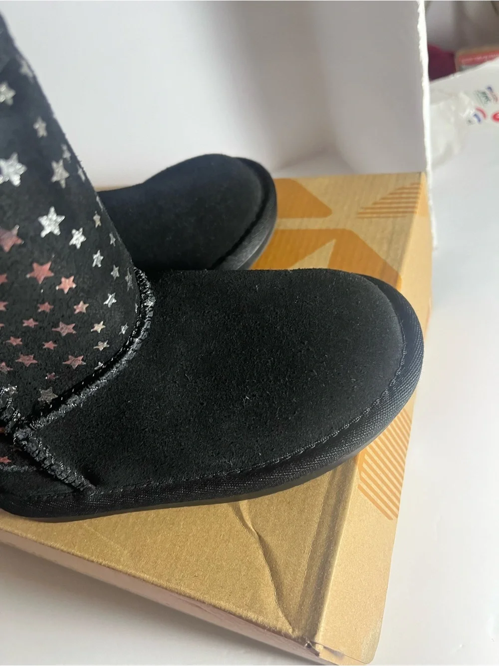 Koolaburra by UGG boots size 8 good condition